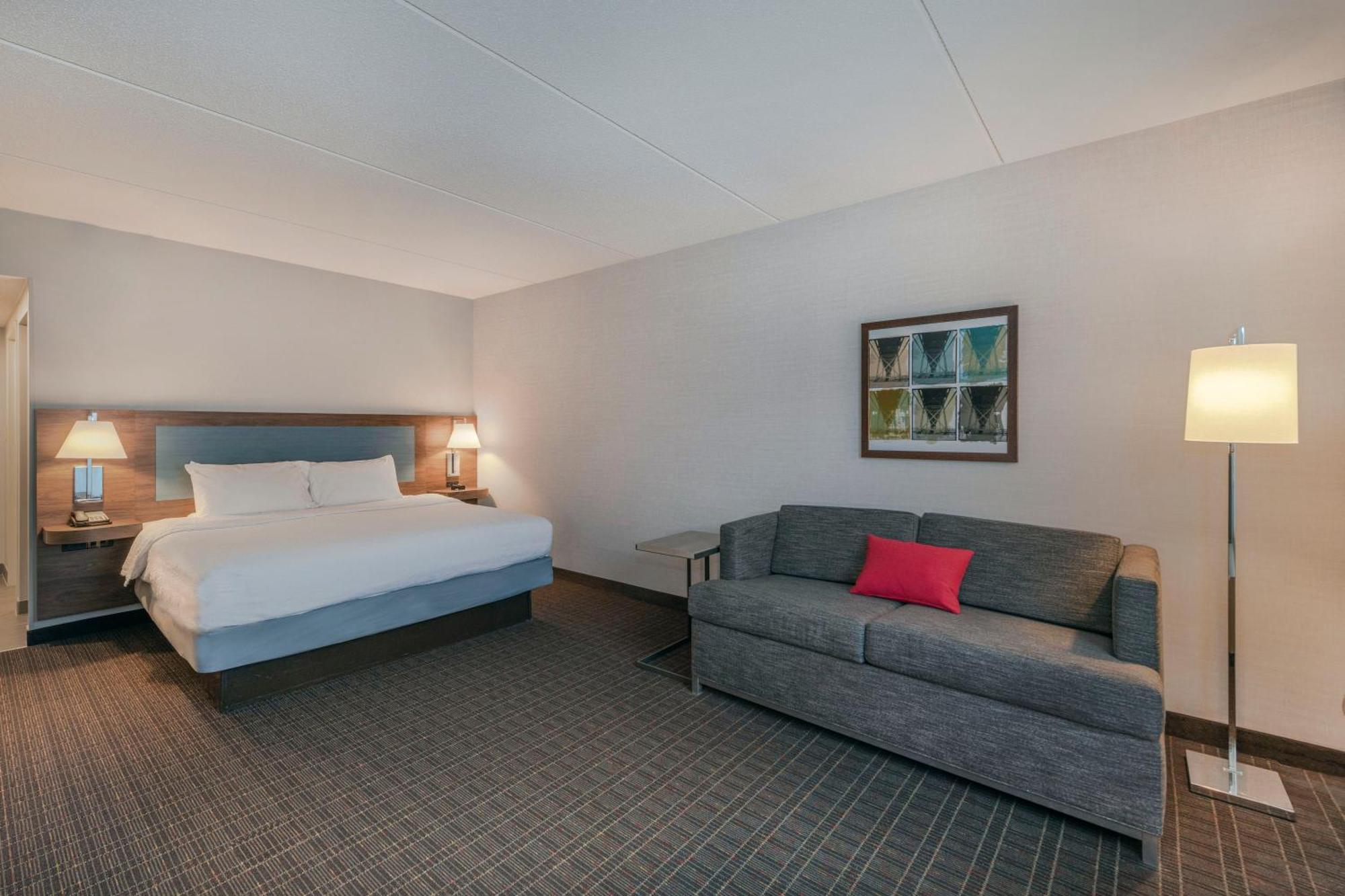 Hampton Inn & Suites Бёрлингтон Экстерьер фото